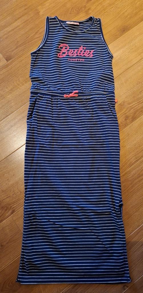 Someone donkerblauwe gestreepte jurk 128, Enfants & Bébés, Vêtements enfant | Taille 128, Comme neuf, Fille, Robe ou Jupe, Enlèvement ou Envoi