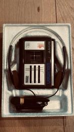Walkman WM33 Sony avec documents, accessoires et boîte, Enlèvement ou Envoi, Walkman ou Baladeur