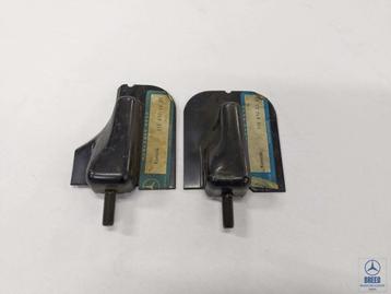 NOS set bumpersteunen achterzijde Mercedes-Benz W114 W115 beschikbaar voor biedingen