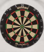 Winmau Blade 6 triple core carbon dartbord + surround, Ophalen of Verzenden, Dartbord