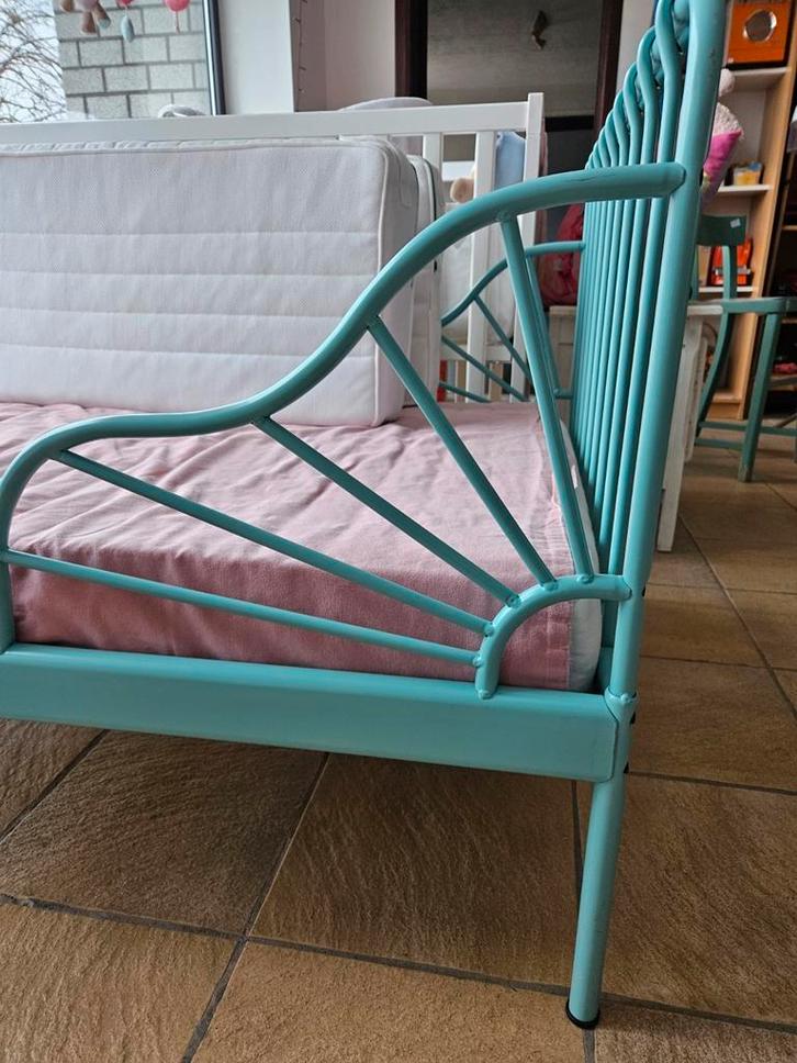 Meegroeibedje met meegroeimatras, Kinderen en Baby's, Kinderkamer | Bedden, Lattenbodem, Matras, Ophalen