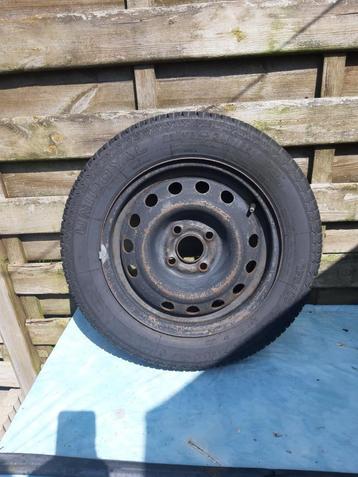 Uniroyal Ralley band met stalen velg. beschikbaar voor biedingen