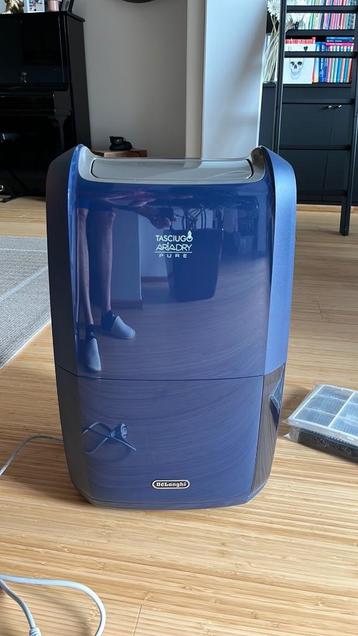 De'Longhi | Déshumidificateur DDSX220WFA  disponible aux enchères