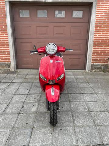 Scooter Classe A état Neuf  beschikbaar voor biedingen