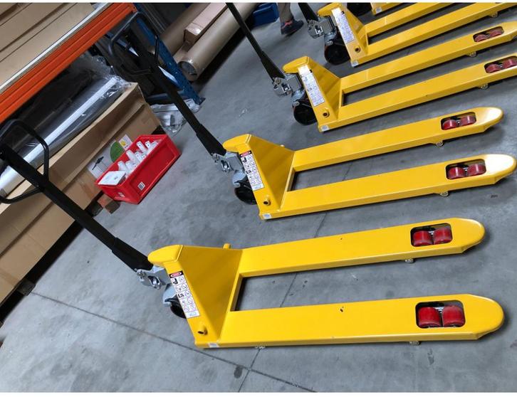 Transpallet total source 2500 kg, Doe-het-zelf en Bouw, Palletwagens en Pompwagens, Ophalen