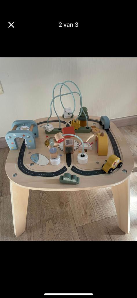 Houten activiteitentaf, Kinderen en Baby's, Speelgoed | Speeltafels, Zo goed als nieuw, Ophalen