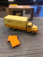 dinky toys supertoys Bedford pallet 930, Ophalen, Gebruikt, Bus of Vrachtwagen