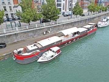 Bewoonbare péniche met karakter-38,5 m x 5,0 m beschikbaar voor biedingen