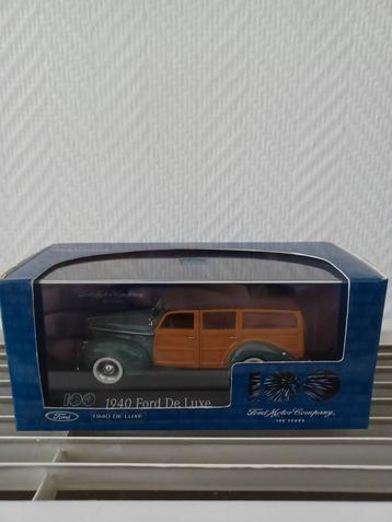 Minichamps 1940 Ford De Luxe 1:43 100 years versie  beschikbaar voor biedingen