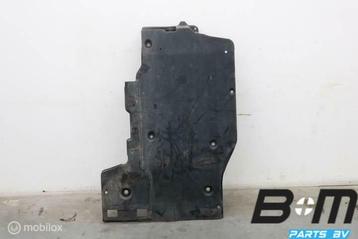 Bodemplaat links Audi A3 8V E-tron 5Q0825505B beschikbaar voor biedingen