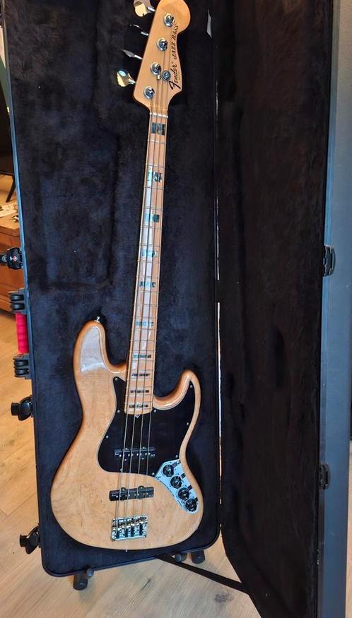 Fender jazz bass, Muziek en Instrumenten, Snaarinstrumenten | Gitaren | Bas, Zo goed als nieuw, Ophalen of Verzenden