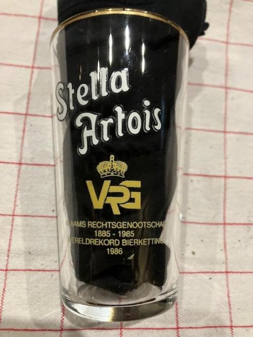 GLAS STELLA ARTOIS VLAAMS RECHTSGENOOTSCHAP WERELDREKORD 86, Verzamelen, Biermerken, Zo goed als nieuw, Glas of Glazen, Stella Artois
