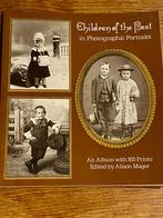 Kinderen uit het verleden in fotografische portretten, Gelezen, Fotografie algemeen, Ophalen of Verzenden, Alison Mager