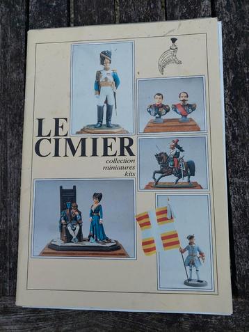 Le Cimier collection miniature kits disponible aux enchères