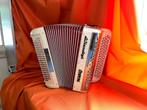 Accordéon . in nieuwstaat do1, Muziek en Instrumenten, Zo goed als nieuw, Knopaccordeon, 120-bas, Met riemen