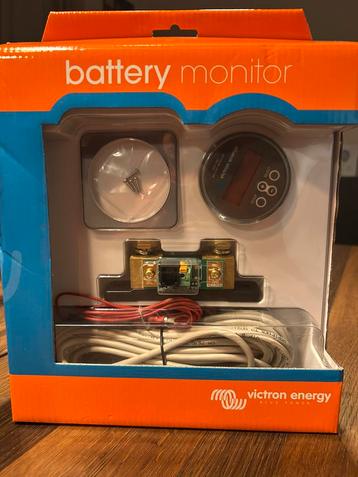 Batterijmonitor (Victron battery monitor BMV-700) beschikbaar voor biedingen
