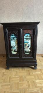 Chinees cabinet, Ophalen