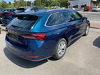 Skoda Octavia Ambition NAVI CRUISE 2JAAR GARANTIE (bj 2023), Stof, Gebruikt, Euro 6, Blauw