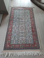 2 tapijten 135 cm x 75 cm oorsprong Tunesië  samen voor 50 €, Gebruikt, Ophalen