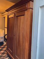 Kersenhouten kledingkast, Ophalen