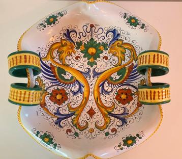 Authentieke Deruta Majolica handbeschilderde schotel beschikbaar voor biedingen