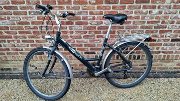 Sportieve damesfiets 24versnellingen beschikbaar voor biedingen