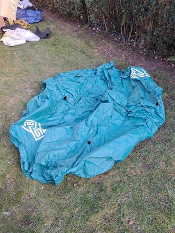 Berg afdekzeil trampoline beschikbaar voor biedingen