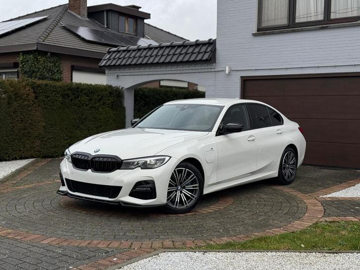 BMW 330e Hybrid M Sport/M Performance/Ambient/Camera/Head-up, Auto's, BMW, Bedrijf, Te koop, 3 Reeks, ABS, Achteruitrijcamera
