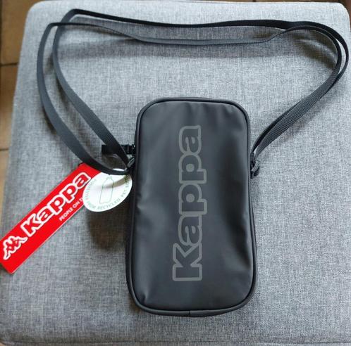 2 nieuw verpakte kleine zwarte Kappa-schoudertassen, Handtassen en Accessoires, Tassen | Schoudertassen, Nieuw, Overige merken
