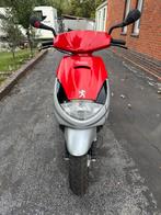 Peugeot vivacity, Fietsen en Brommers, Ophalen, Tweetakt, Klasse A (25 km/u), Zo goed als nieuw