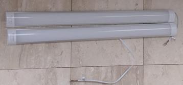 2 réglettes LED neuves 4500K, Enlèvement, Neuf, Autres matériaux