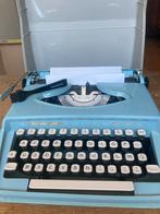 Ancienne machine à écrire Remington Holiday, Utilisé