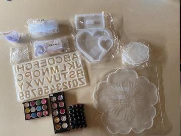 Epoxy mallen en andere materialen  beschikbaar voor biedingen