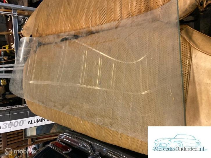 Ruit Mercedes W110 heckflosse achterruit 1106780110, Auto-onderdelen, Ruiten en Toebehoren, Gebruikt, Ophalen