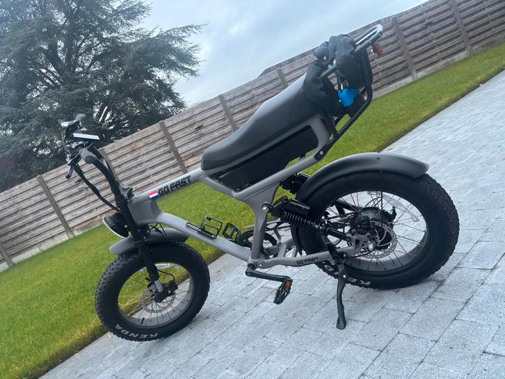 GO FAST fatbike (super73) nieuw!! Moet weg!!, Fietsen en Brommers, Elektrische fietsen, Zo goed als nieuw, Ophalen