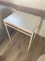 Tafeltje ikea, Huis en Inrichting, Tafels | Sidetables, Ophalen, Gebruikt