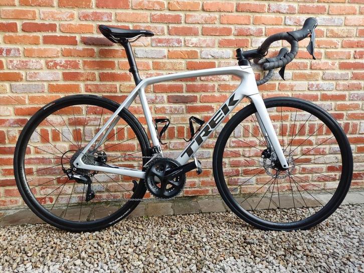 Trek Emonda SL 5  – maat 56 –  Metallic Grey, Fietsen en Brommers, Fietsen | Racefietsen, Gebruikt, Heren, Overige merken, Meer dan 20 versnellingen