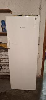Bosch diepvriezer met lade klasse A, Gebruikt, Tussenbouw, Energieklasse A of zuiniger, Ophalen