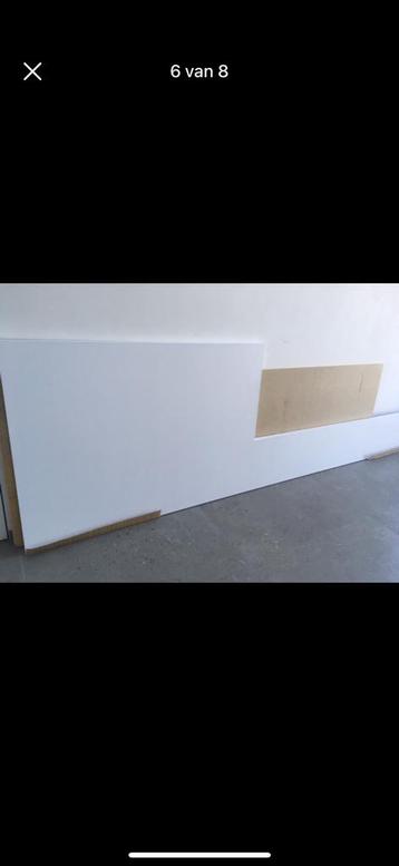 Keukenblad voor keukeneiland - tafel met kast beschikbaar voor biedingen