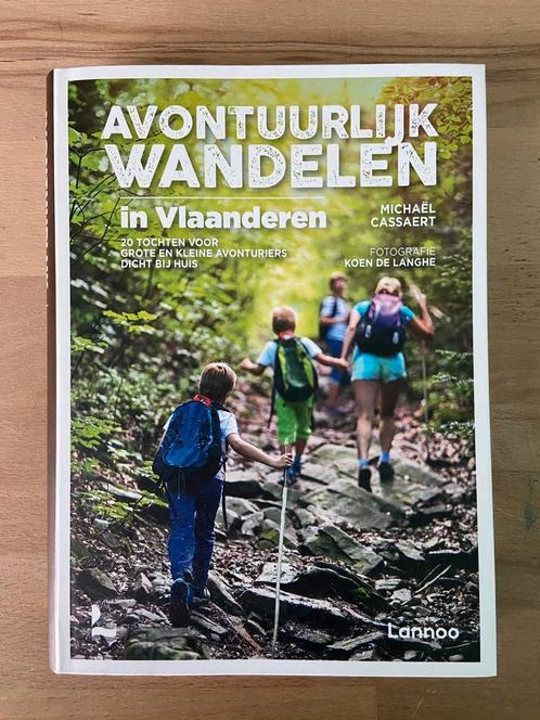 Michaël Cassaert - Avontuurlijk wandelen in Vlaanderen, Boeken, Reisgidsen, Zo goed als nieuw, Ophalen of Verzenden