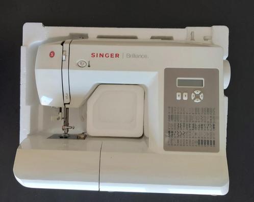 Singer Brilliance 6180 + uitgebreide accessoire set, Hobby en Vrije tijd, Naaimachines en Toebehoren, Zo goed als nieuw, Naaimachine