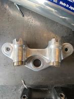 Honda dax stuurplaat, Enlèvement