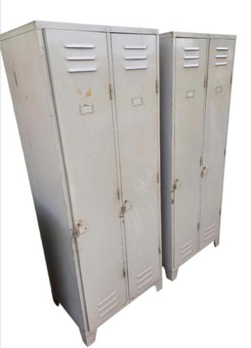 Armoire / vestiaire de rangement en métal  beschikbaar voor biedingen