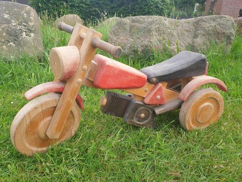 Stoere echte houten MOTOR loopwagen !, Kinderen en Baby's, Speelgoed | Houten speelgoed, Gebruikt, Rij- of Hobbelspeelgoed, Ophalen of Verzenden