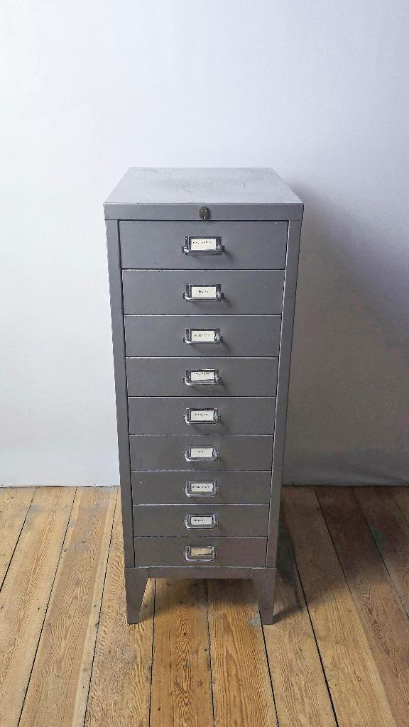 Metalen dressoir - 9 laden met handvat en etikethouder, Huis en Inrichting, Kasten | Ladekasten, Zo goed als nieuw, Minder dan 100 cm