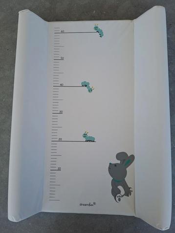 Verzorgingskussen en overtrek van Dreambee beschikbaar voor biedingen