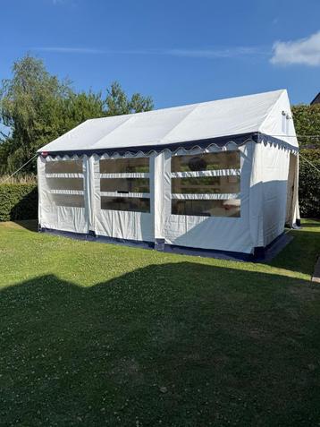 Tent 4m X 6m  beschikbaar voor biedingen