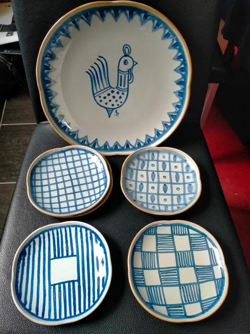 Grote schaal met  schoteltjes Mosa Select, Antiek en Kunst, Antiek | Schalen, Ophalen of Verzenden