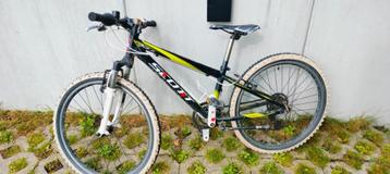 Fiets - leeftijd 9/12 jr beschikbaar voor biedingen