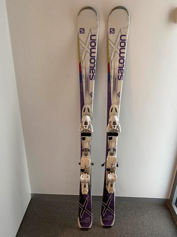 Lattes de ski Salomon en bon état 145 cm